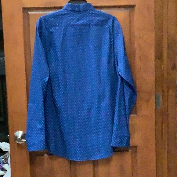 Michael Kors Blue Floral Button-Up Shirt - Picture 4 of 4